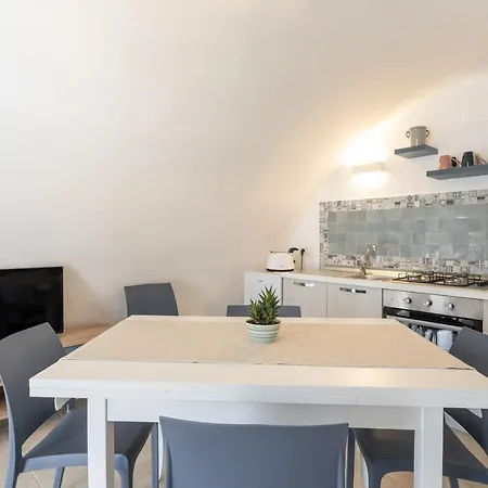 Apartament La Scala Del Borgo *